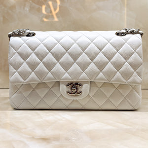 Chanel Classic Flap Bianca