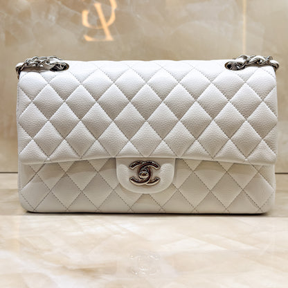 Chanel Classic Flap Bianca